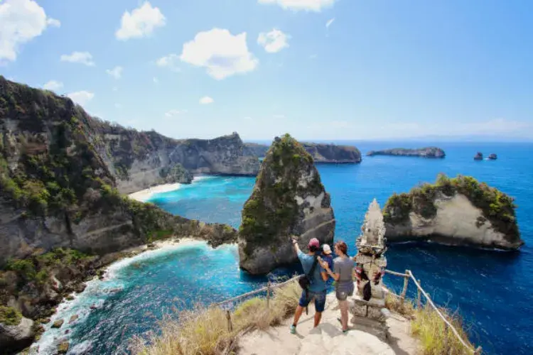 Nusa Penida with Private Boat – Island Escape